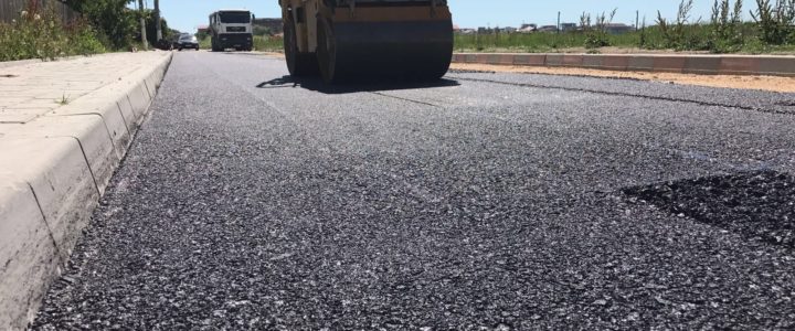 Se asfaltează strada Câmpului din Năvodari